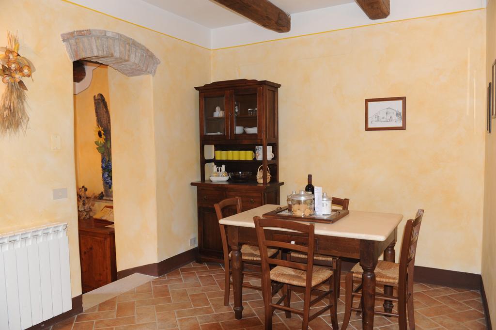 카솔레 델사 Agriturismo Erta 빌라 외부 사진